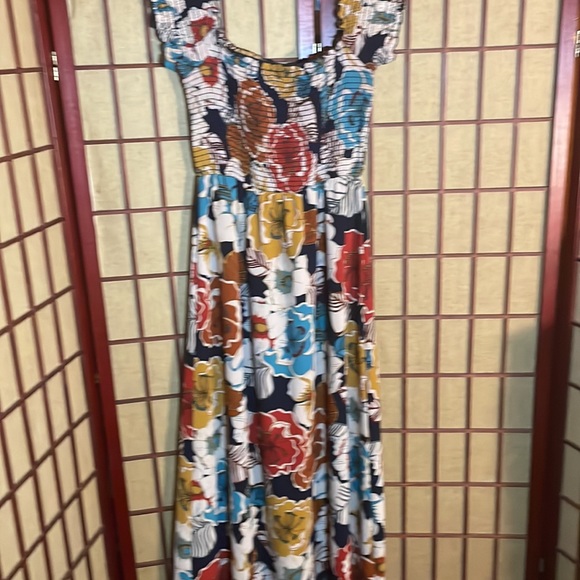 Women's flowy sundress - Picture 8 of 8